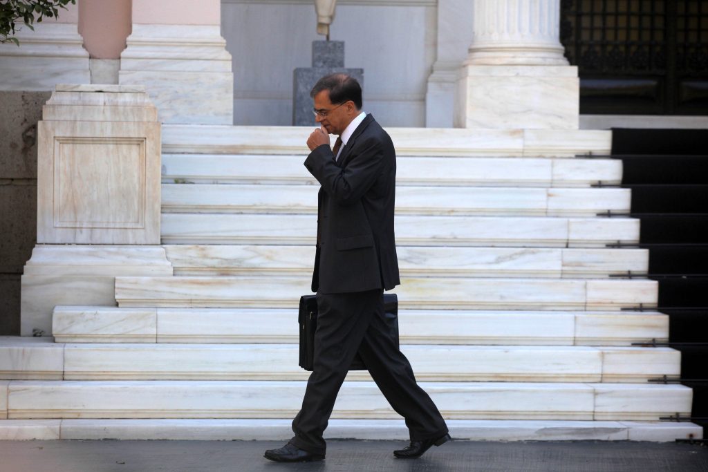 Και ξαφνικά ο Χαρδούβελης... αρρώστησε - Media