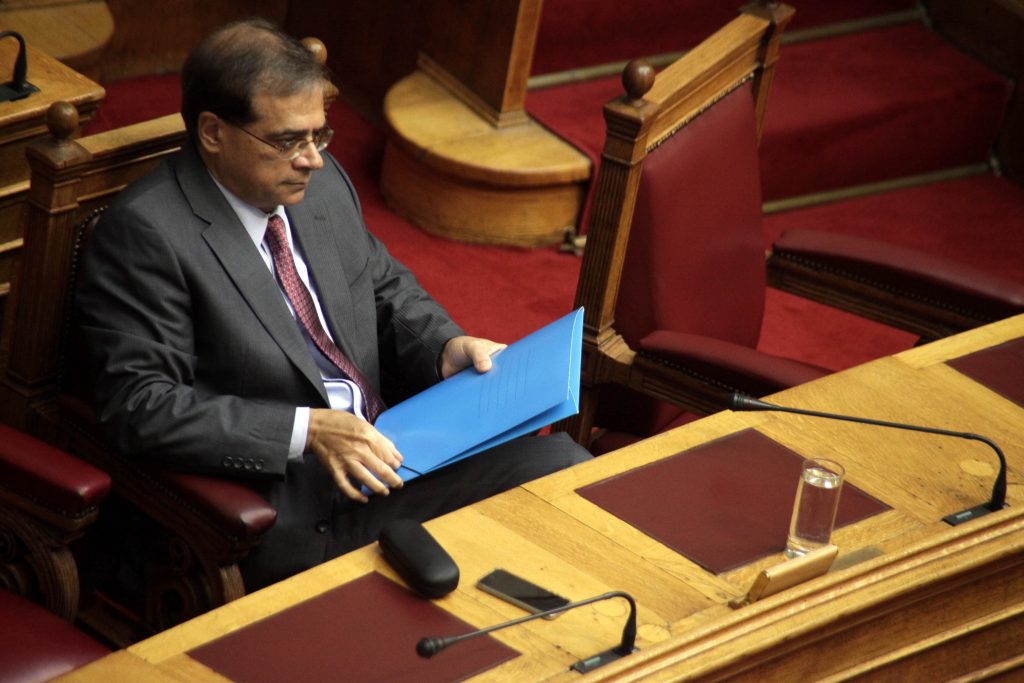 Χαρδούβελης στη Βουλή: Φταίνε οι αγορές, το μέλλον δεν θα είναι ανέφελο… - Media