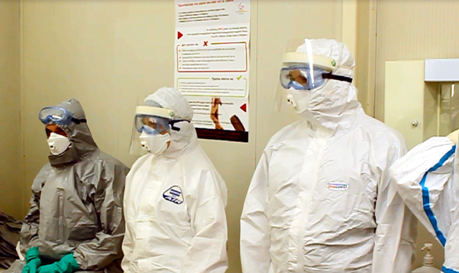 Δείτε φωτογραφίες από την άσκηση για τον Έμπολα στο «Αμαλία Φλέμινγκ» - Media