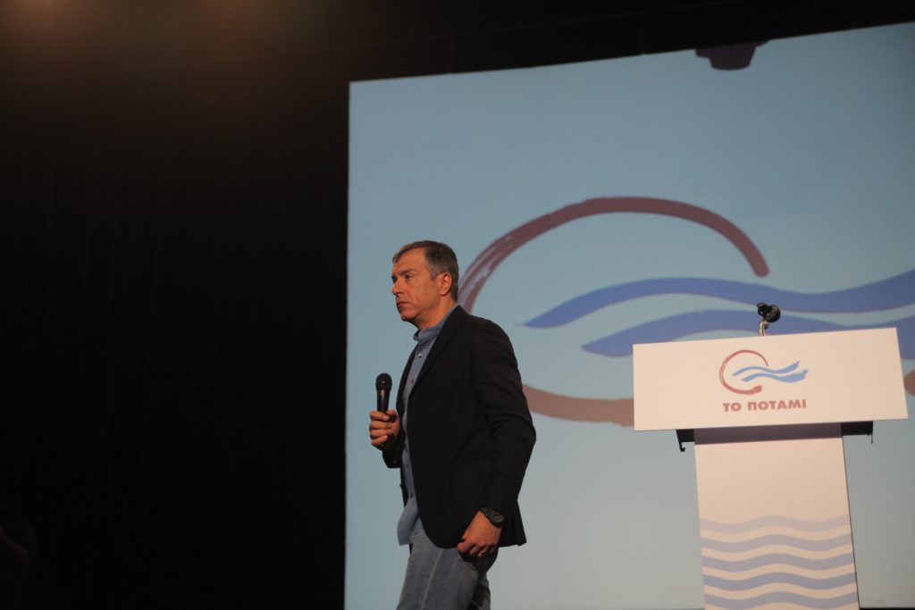 Να φύγουν τα παλιά κόμματα από τα πανεπιστήμια ζητάει ο Σ. Θεοδωράκης - Media