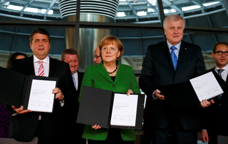 Γερμανία: Προγραμματική συμφωνία ανακοίνωσαν Μέρκελ - Γκάμπριελ - Media