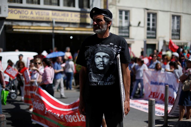 Αντισυνταγματικά τα μέτρα λιτότητας στην Πορτογαλία - Media