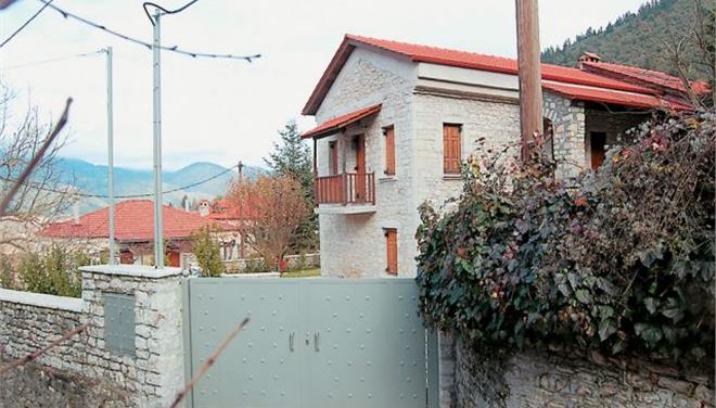 Εισαγγελική έρευνα για τον «ξενώνα» του Λιάπη - Media