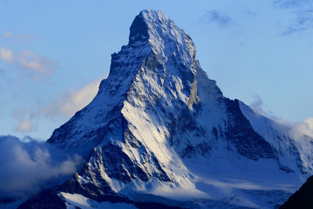 Άλπεις: Βρέθηκαν λείψανα ορειβάτη που αγνοούνταν από το 1979 - Media