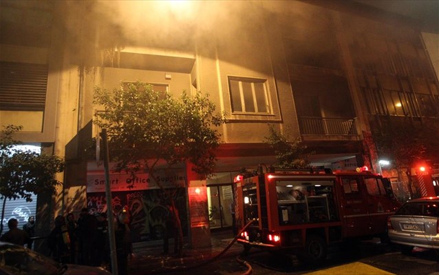 Επίθεση στο γραφείο του Μ. Βαρβιτσιώτη - Media