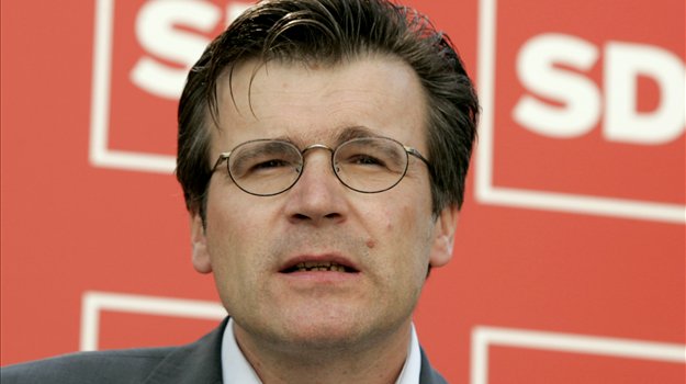 Φυλακή à la carte για Σλοβένο υπουργό - Media