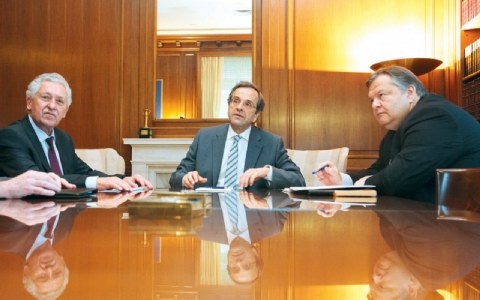 Σύσκεψη των αρχηγών για να «κλειδώσουν» τα μέτρα - Media