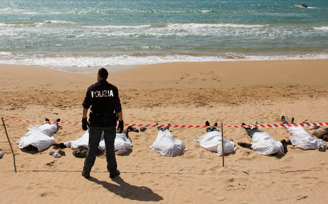 Εκατόμβη νεκρών στη νότια Ιταλία – Σοκαριστικές εικόνες (Video) - Media