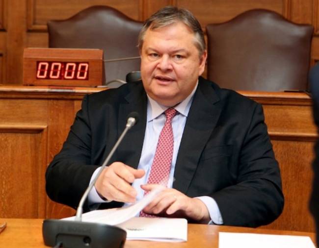 Βενιζέλος «δίνει» Παπακωνσταντίνου, Διώτη, Μπίκα - Media