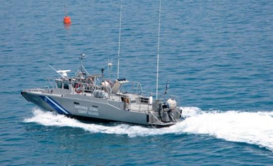 Αγνοείται 45χρονος μετά από ανατροπή βάρκας στην Ιεράπετρα - Media