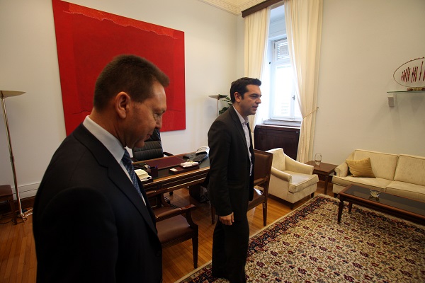 Ο Τσίπρας θα συναντήσει τον  Ντράγκι για το «θέμα Στουρνάρα» - Media