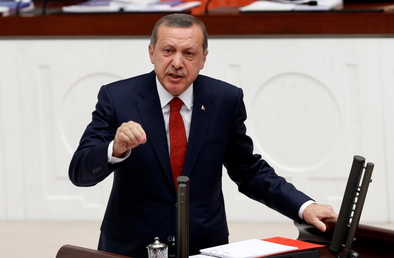 Ερντογάν: «Θα κόψω τα χέρια σε όποιον υπονομεύσει την εξουσία μου» - Media
