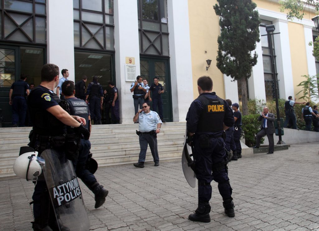 «Το παιδί μας δόθηκε οικειοθελώς» λένε οι Ρομά - Media
