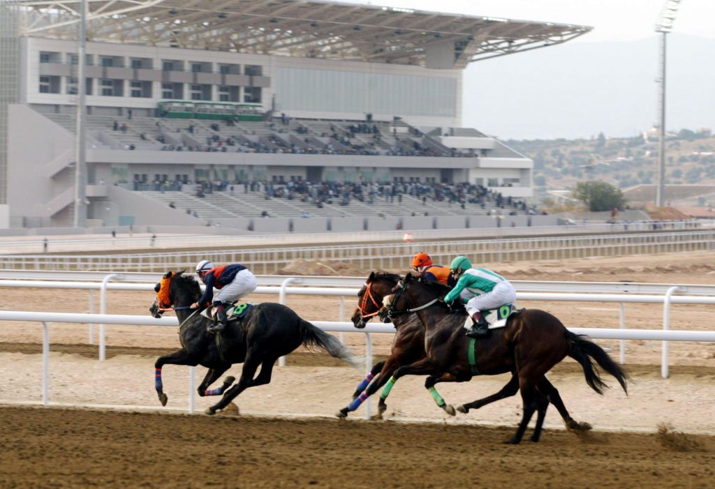 Μoναδικός μνηστήρας η Intralot για το ιπποδρομιακό στοίχημα - Media