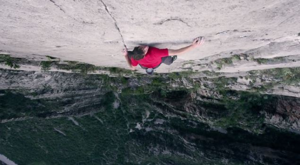 Ένας καθημερινός... σπάϊντερμαν (Video) - Media