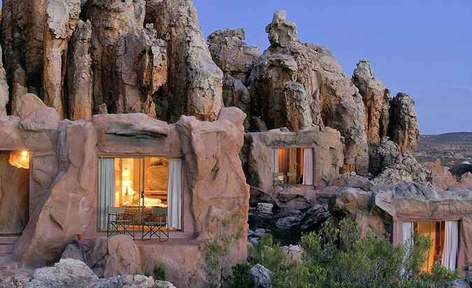 Ζήστε σαν πλούσιοι Flintstones - Media