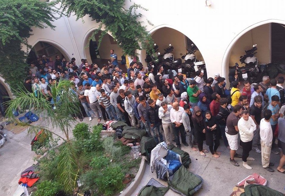 Διαμαρτυρία αστυνομικών για τις συνθήκες κράτησης μεταναστών στην Κω (Photos) - Media