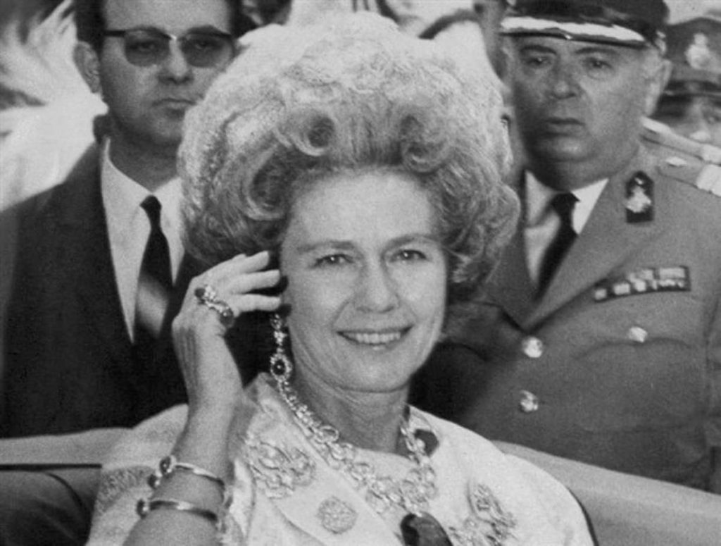 Παράνομος δεσμός Φρειδερίκης με τον αρχηγό της CIA - Media