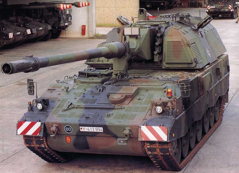 Εξοπλιστικά: Ελεύθερος υπό όρους ο υιός Παπαρχρήστου - Media