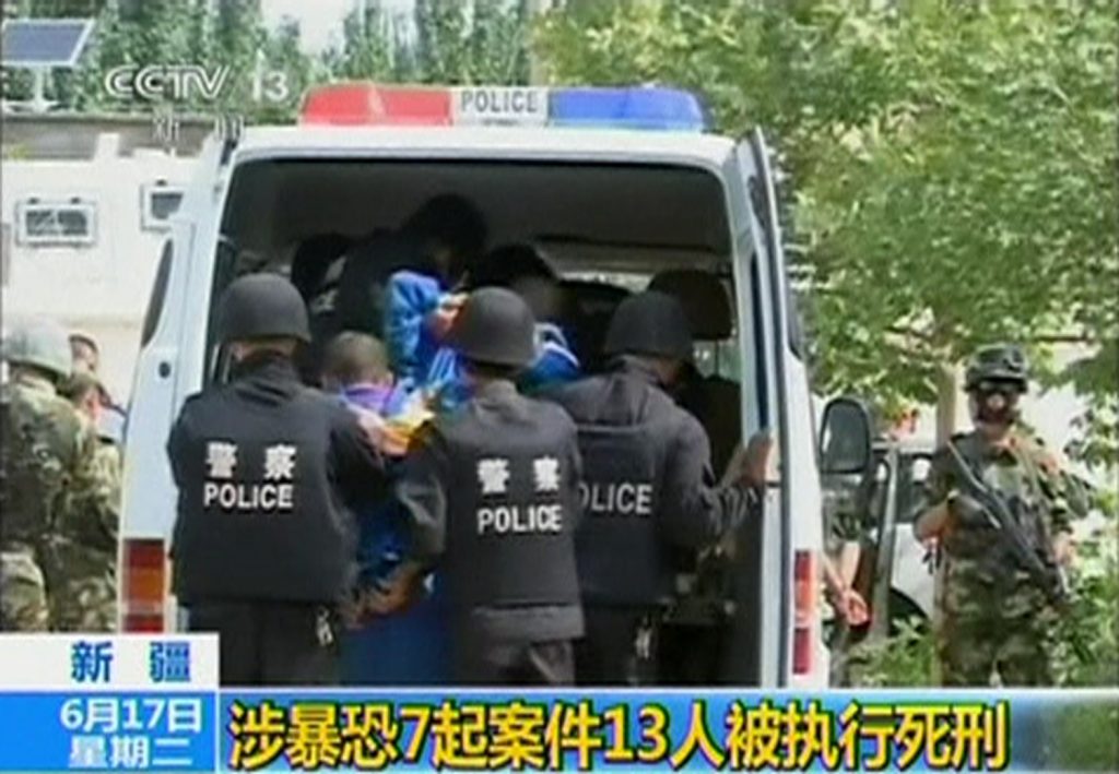 Κίνα: Οι δυνάμεις ασφαλείας σκότωσαν 13 «εξτρεμιστές» - Media