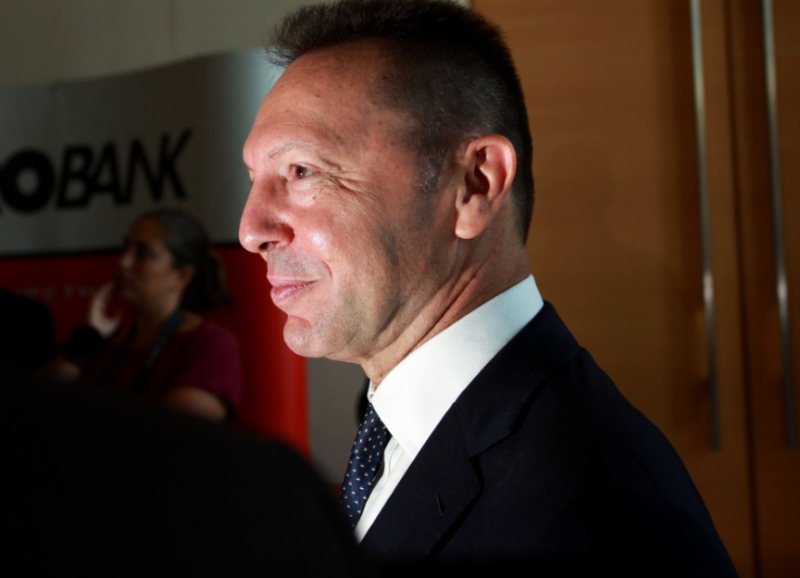 Στην στήριξη των διεθνών οίκων ελπίζει ο Στουρνάρας - Media