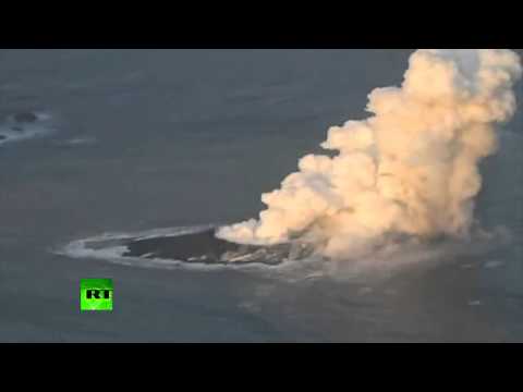 Καρέ – καρέ η γέννηση νησιού στην Ιαπωνία (Video)
 - Media