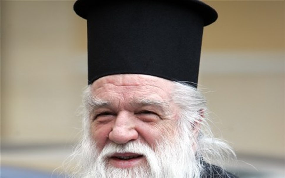 Αμβρόσιος κατά αντιρατσιστικού νομοσχεδίου
  - Media