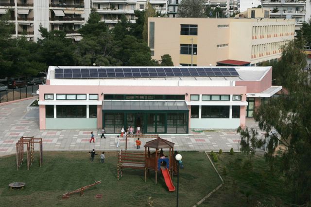 Εγκατάσταση  φωτοβολταϊκών σε τέσσερα σχολεία από τα ΕΛΠΕ - Media