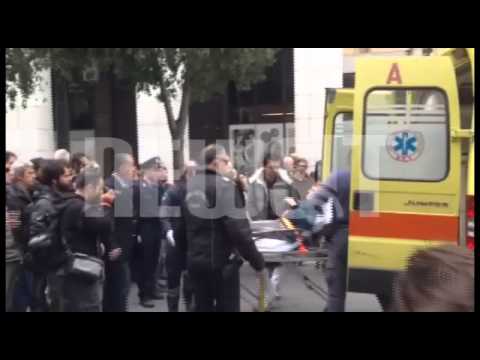 Αστυνομικός τραυμάτισε ηλικιωμένη με τη μοτοσικλέτα του - Media