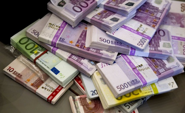 H «χρυσή» δεκαετία των ΜΚΟ - Πάνω από 100 εκ. ευρώ μοιράστηκαν μέχρι το 2011 - Media