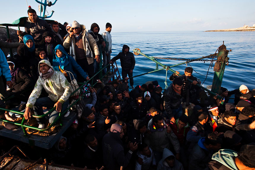 Δραματική αύξηση 223% της ροής προσφύγων στο Αιγαίο - Media