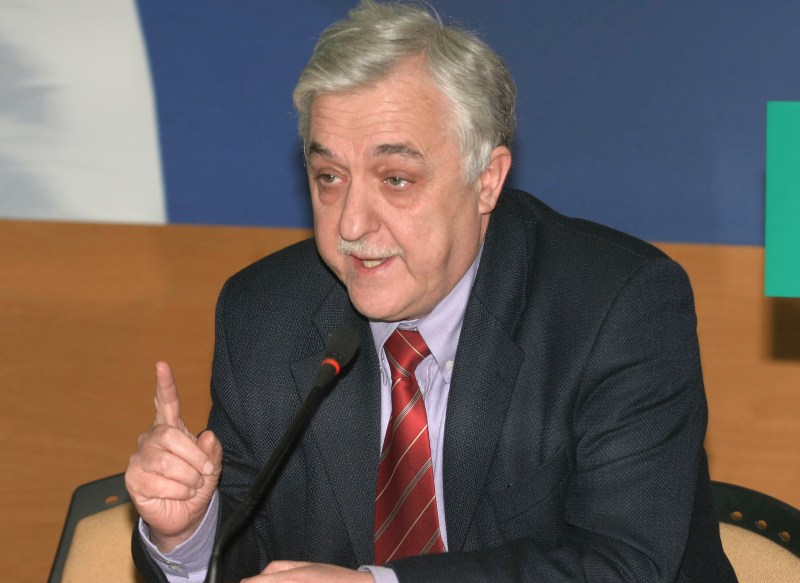 Επιτυχής η επέμβαση του Αλέκου Παπαδόπουλου - Media