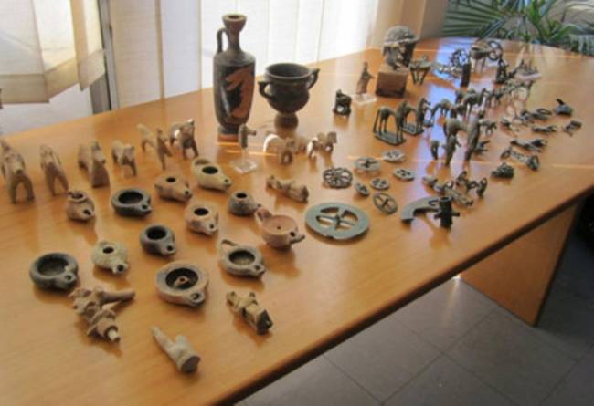 Πανηγυρίζουν την επιτυχία, ξεχνούν την αποτυχία - Media