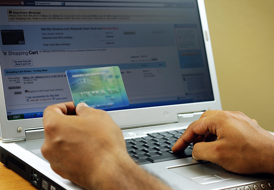 Χαμηλό το επίπεδο ασφαλείας στις online συναλλαγές - Media