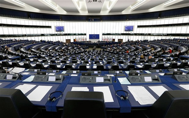 Η μάχη του σταυρού - Ποιοι εκλέγονται στο Ευρωκοινοβούλιο - Media