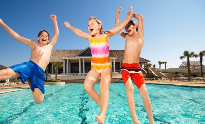 Διακοπές με παιδιά! Οργανώσατε σωστά το φαρμακείο σας; - Media