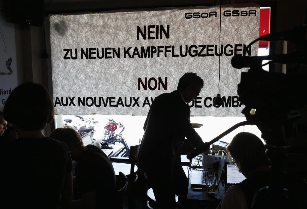 Οι Ελβετοί ψήφισαν «όχι» στην αύξηση του κατώτατου μισθού… - Media