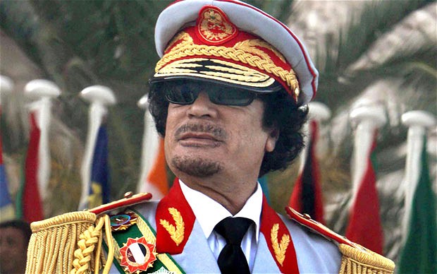 Ο Καντάφι κρατούσε στην κατάψυξη για 25 χρόνια το κεφάλι αντιπάλου του (Video) - Media
