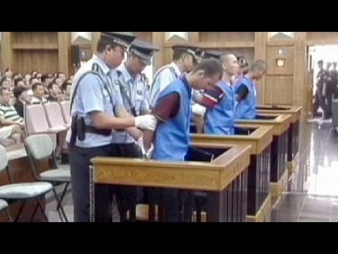 Κίνα: Καταδικάστηκαν σε θάνατο για την σφαγή σε σιδηροδρομικό σταθμό (Video) - Media