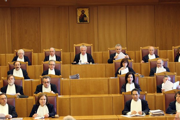 Αυξήσεις στις αποδοχές των δικαστικών - Media