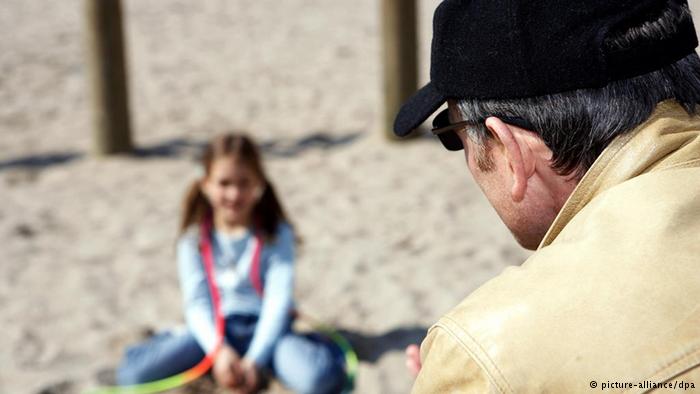 Πιο «κουτοί» από το μέσο όρο οι παιδεραστές - Media