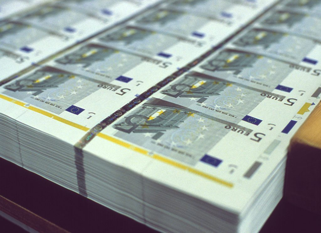 Αυξάνονται ασταμάτητα τα χρέη προς το Δημόσιο - Media
