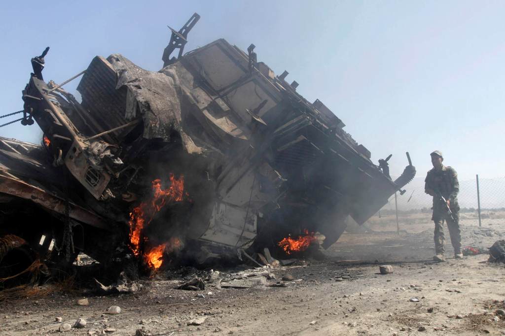 Ιράκ: Τουλάχιστον 50 νεκροί κρατούμενοι από επίθεση ανταρτών σε αυτοκινητοπομπή - Media