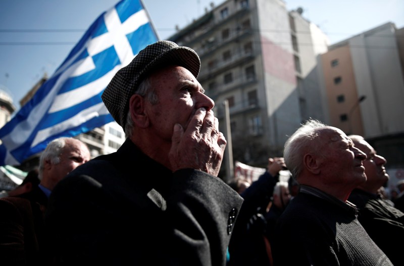 FAZ: «Η Ελλάδα παραμένει ασθενής» - Media