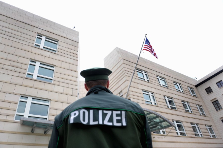 Την απέλαση του επικεφαλής της CIA στην Γερμανία ανακοίνωσε η κυβέρνηση - Media