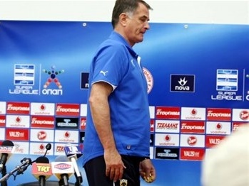 Ήττα της ΑΕΚ, παραίτηση Μπάγεβιτς - Media