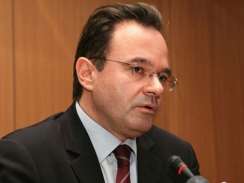 Mνημόνιο μέχρι το 2024 - Media