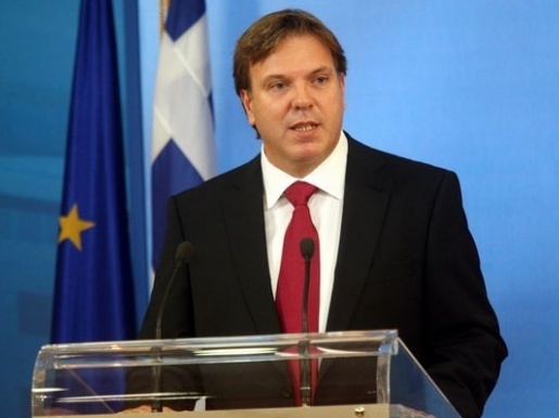 Δεν θα υπάρξουν νέες περικοπές μισθών και συντάξεων, τόνισε ο Πεταλωτής - Media