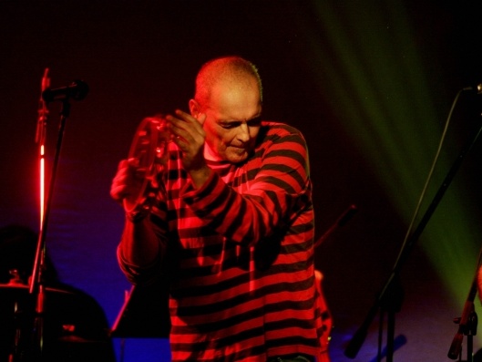 Η επιστροφή των «Πυξ Λαξ» - Media