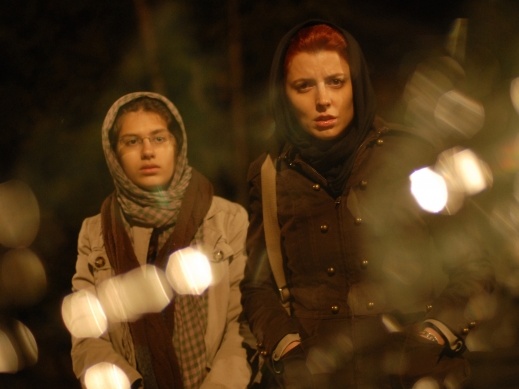 Ένας Χωρισμός  - Media